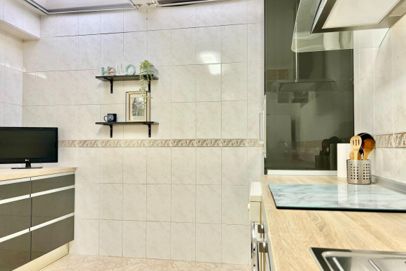 Herverkoop - Triplex - Torrevieja - Habaneras