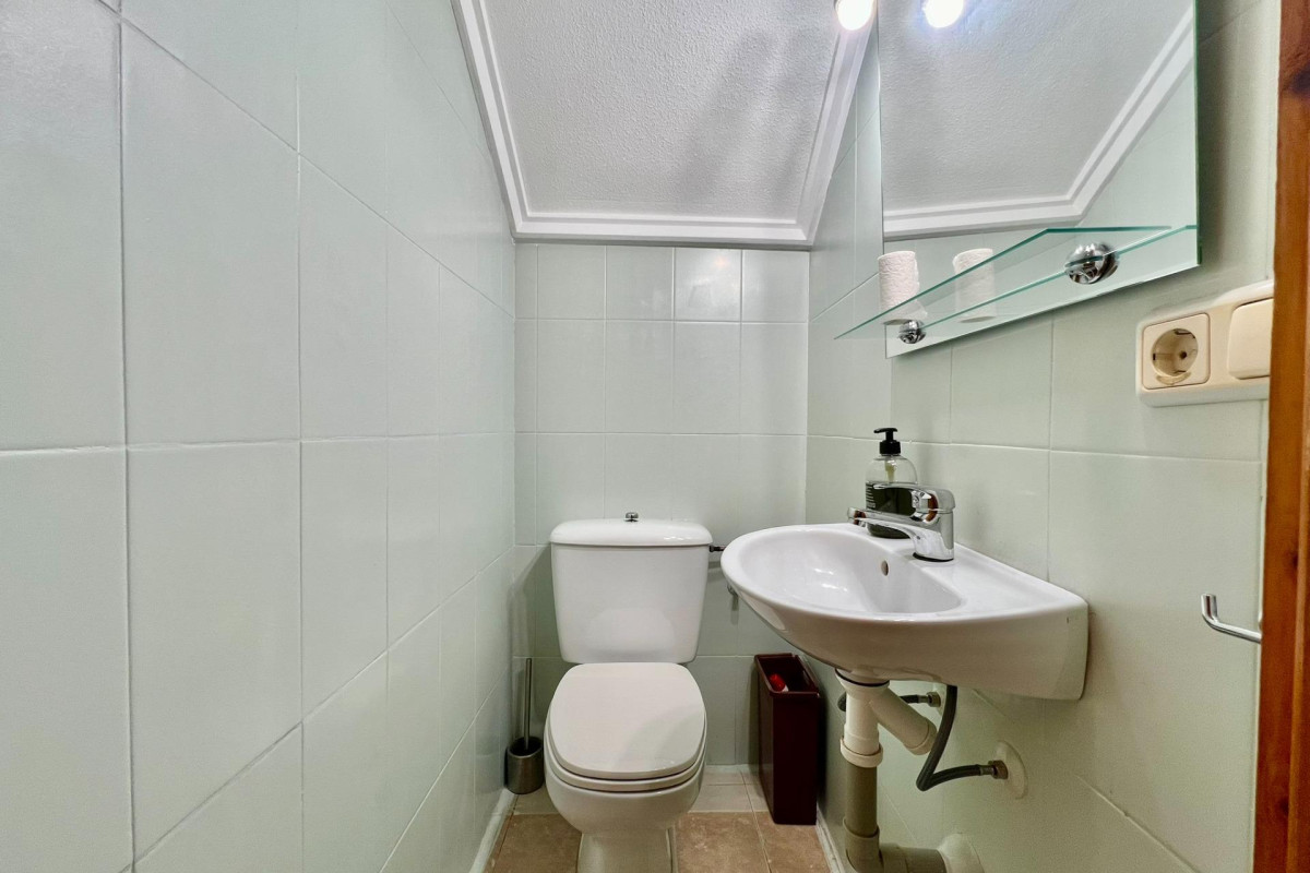 Herverkoop - Triplex - Torrevieja - Habaneras