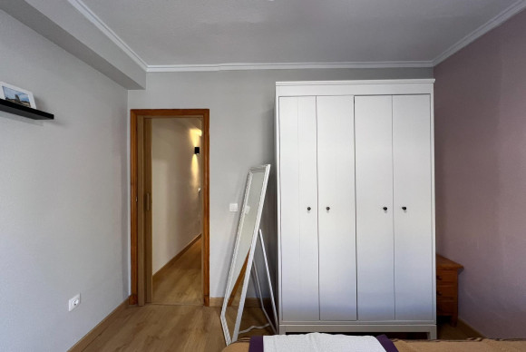 Herverkoop - Triplex - Torrevieja - Habaneras