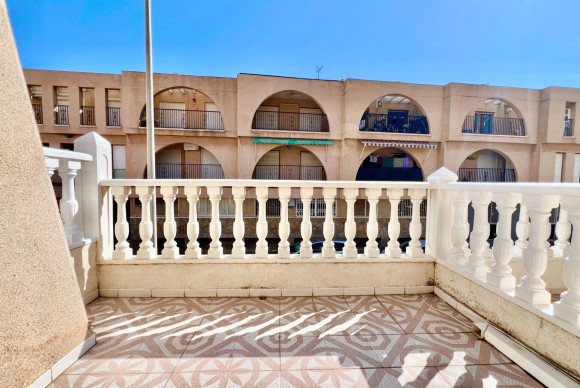 Herverkoop - Triplex - Torrevieja - Habaneras