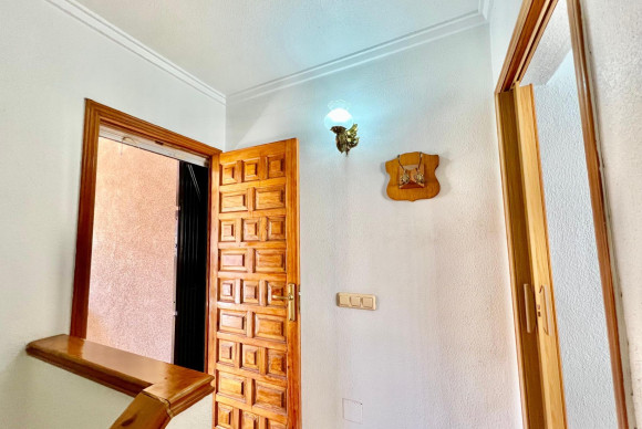 Herverkoop - Triplex - Torrevieja - Habaneras