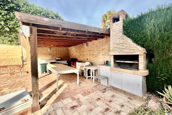 Revente - Villa - Torrevieja - Torre la mata