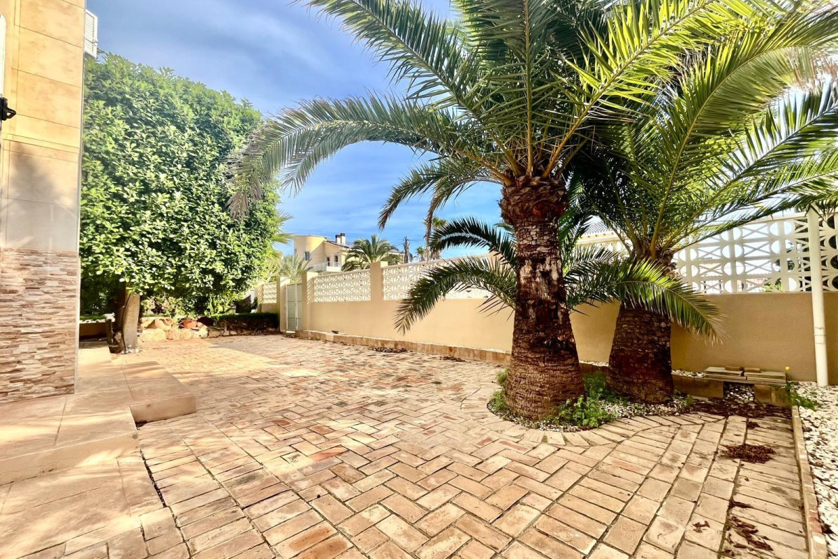 Revente - Villa - Torrevieja - Torre la mata