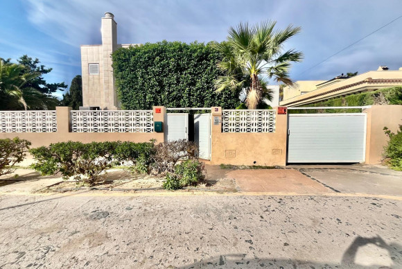 Revente - Villa - Torrevieja - Torre la mata