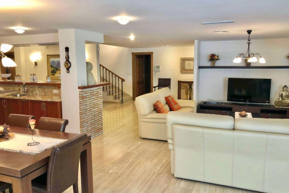 Herverkoop - LUXE VILLA - El Palmar