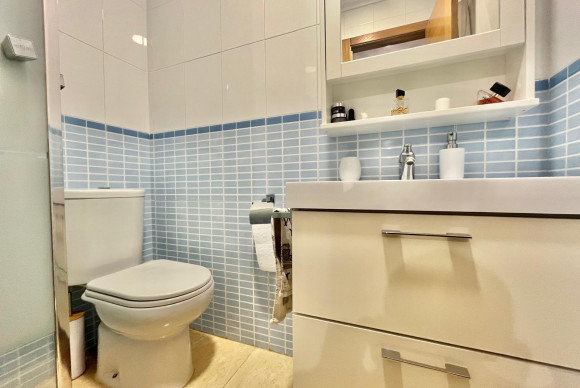 Herverkoop - Appartement  - Torrevieja - Centro