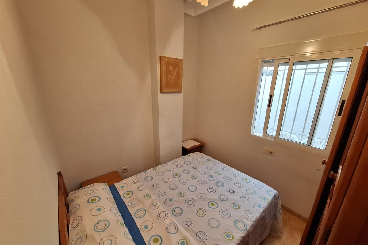 Lange Termijn Verhuur - Appartement  - Torrevieja - Centro