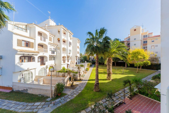 Herverkoop - Appartement  - Torrevieja - Calas blanca