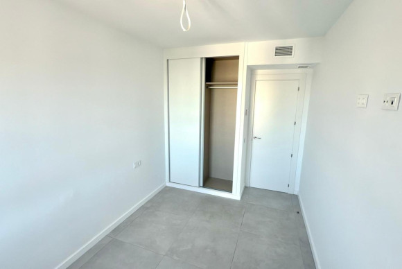 Reventa - Apartamento / piso - Alicante - Playa de San Juan