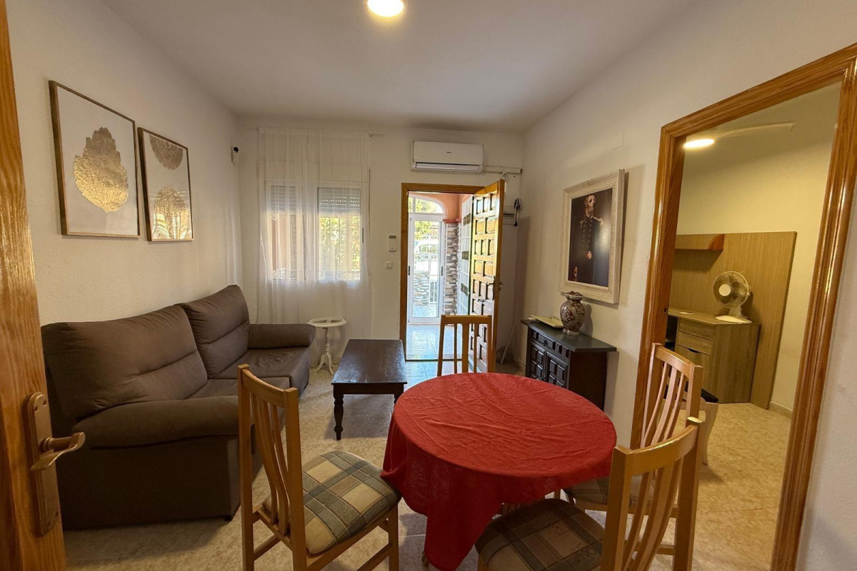 Revente - Casa Tipo Dúplex - Torrevieja - Torretas