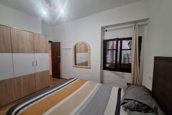 Herverkoop - Entresuelo - Alicante - Carolinas Altas