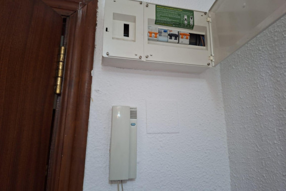 Herverkoop - Entresuelo - Alicante - Carolinas Altas