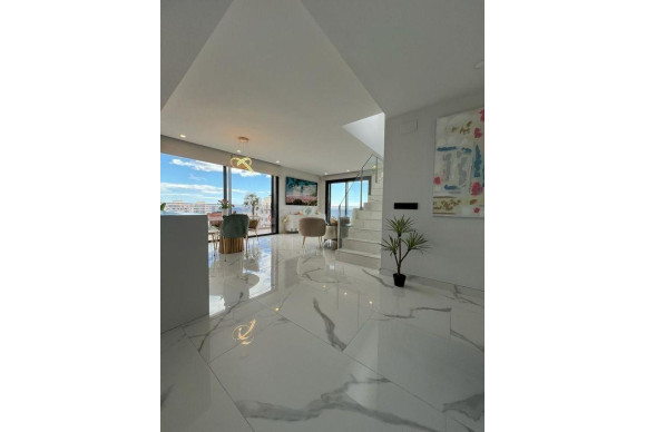 Herverkoop - Penthouse Dúplex - Alicante - Pau V