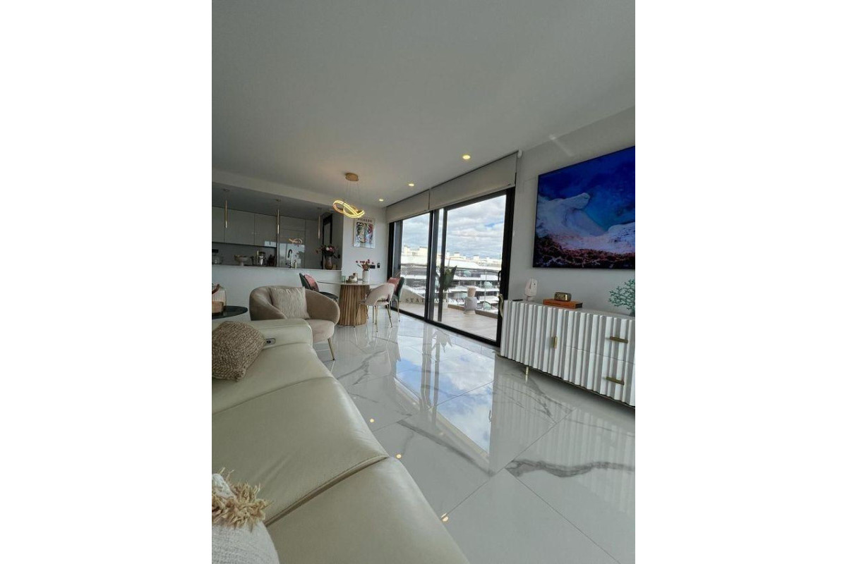 Herverkoop - Penthouse Dúplex - Alicante - Pau V