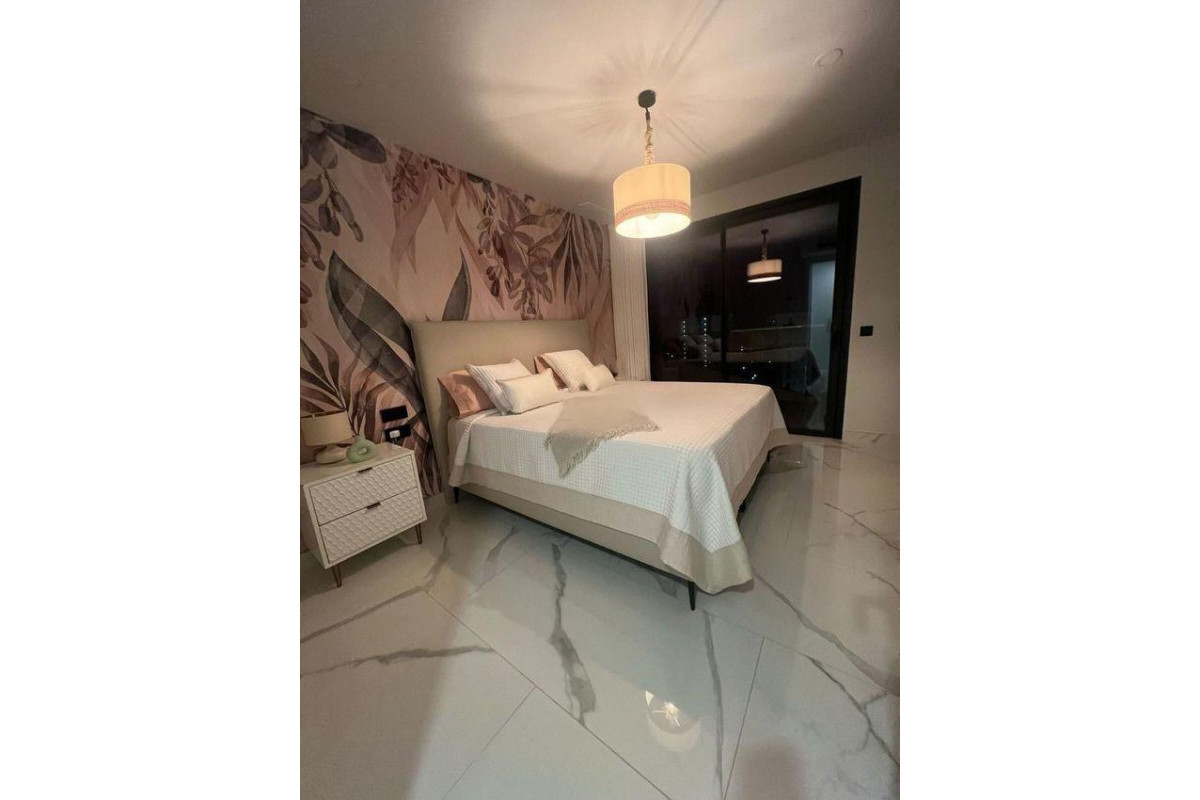 Herverkoop - Penthouse Dúplex - Alicante - Pau V