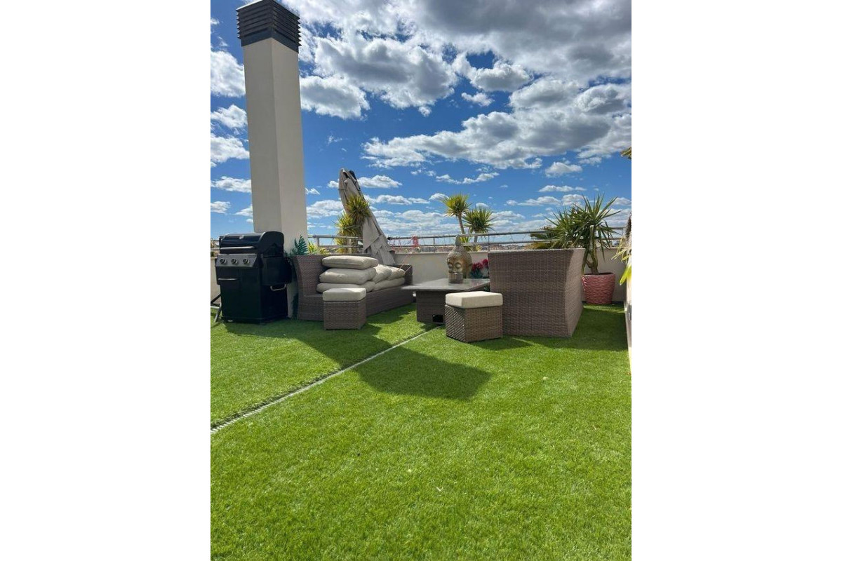 Herverkoop - Penthouse Dúplex - Alicante - Pau V