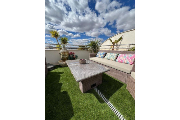 Herverkoop - Penthouse Dúplex - Alicante - Pau V