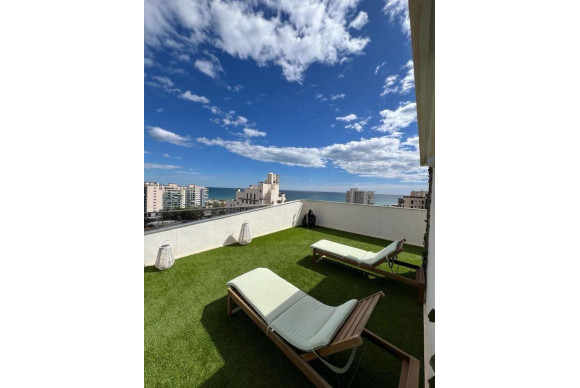 Herverkoop - Penthouse Dúplex - Alicante - Pau V
