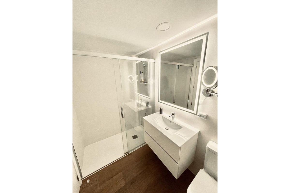 Revente - Appartement - Alicante - Pau V