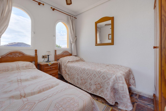 Herverkoop - Villa - Orihuela Costa - Playa Flamenca