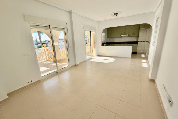 Resale - Villa - Ciudad Quesada