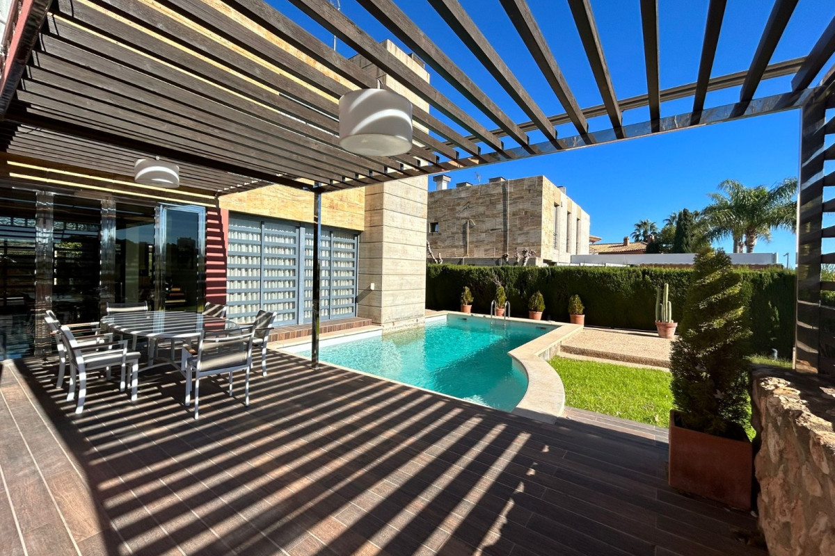 Herverkoop - Vrijstaande Villa - Orihuela Costa - Dehesa de Campoamor