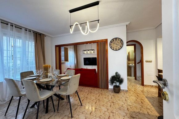 Reventa - Adosado - Orihuela Costa - Lomas de Cabo Roig-Los Dolses