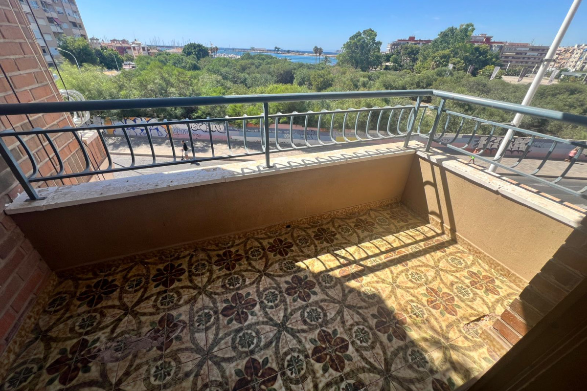 Herverkoop - Appartement  - Torrevieja