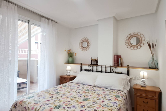 Resale - Apartment  - Torrevieja - La Mata