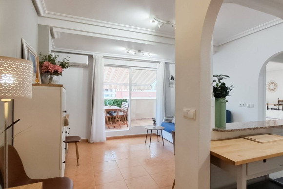 Resale - Apartment  - Torrevieja - La Mata