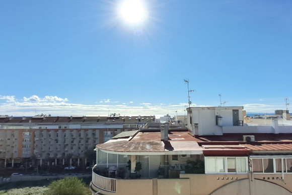 Reventa - Apartamento / piso - Torrevieja - Playa del Cura