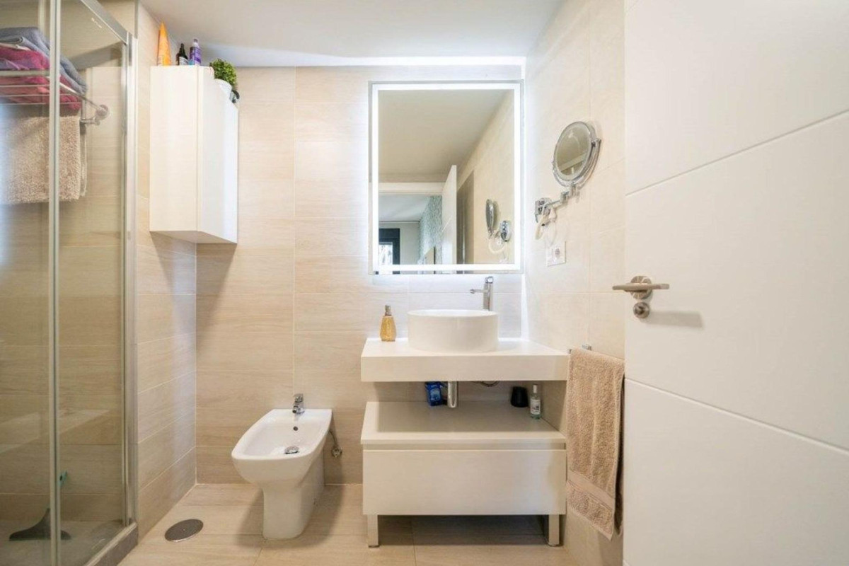 Herverkoop - Appartement  - Alicante - Alicante Golf