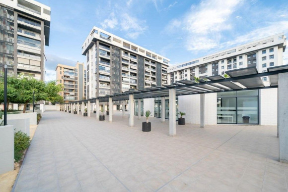 Herverkoop - Appartement  - Alicante - Alicante Golf