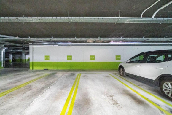 Herverkoop - Appartement  - Alicante - Alicante Golf