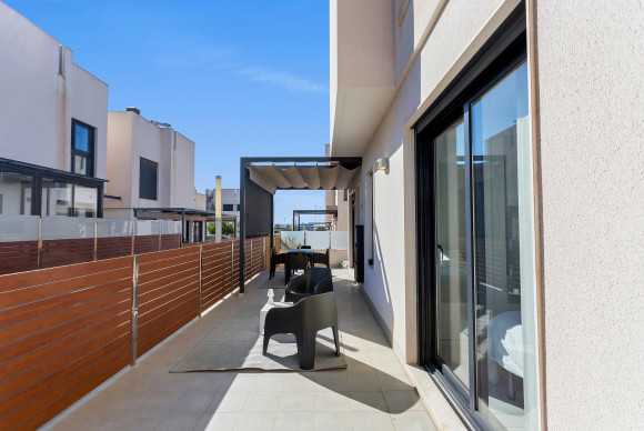 Resale - Villa - Torrevieja - Sector 25