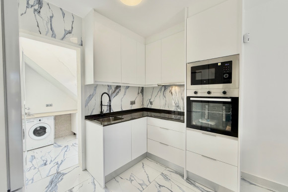 Herverkoop - Half Vrijstaande Woning - Torrevieja - El Chaparral