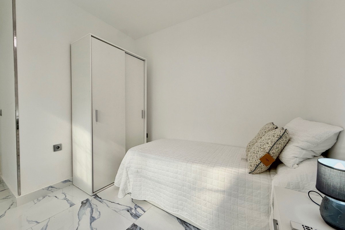 Herverkoop - Half Vrijstaande Woning - Torrevieja - El Chaparral