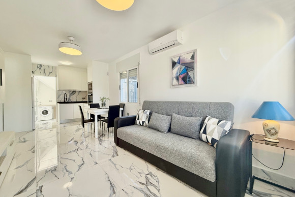 Herverkoop - Half Vrijstaande Woning - Torrevieja - El Chaparral