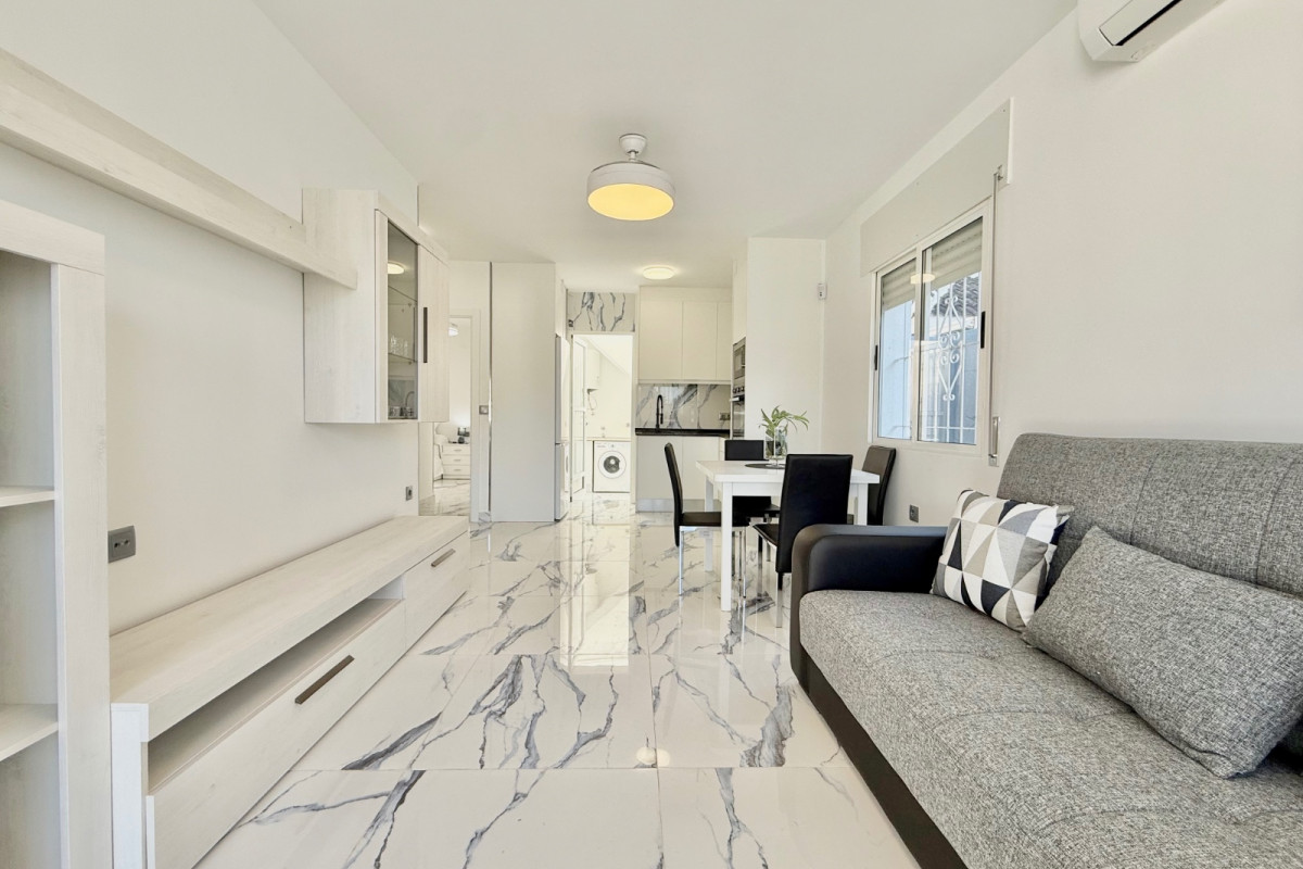 Herverkoop - Half Vrijstaande Woning - Torrevieja - El Chaparral