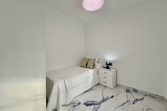 Herverkoop - Half Vrijstaande Woning - Torrevieja - El Chaparral