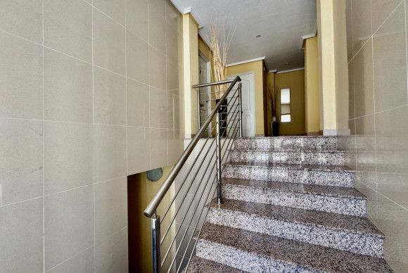 Resale - Apartment  - Formentera del Segura - Formentera de Segura