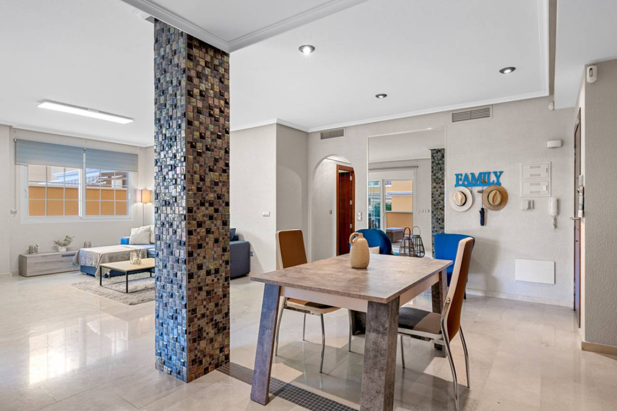 Herverkoop - Appartement  - Cabo Roig