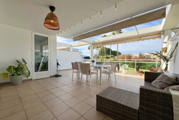 Resale - Apartment / flat - Denia - Les Marines - Las Marinas