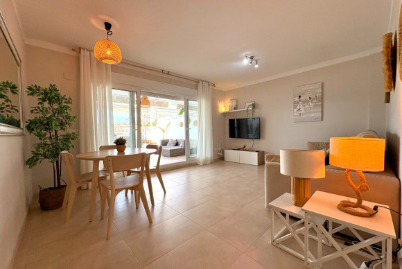 Resale - Apartment / flat - Denia - Les Marines - Las Marinas