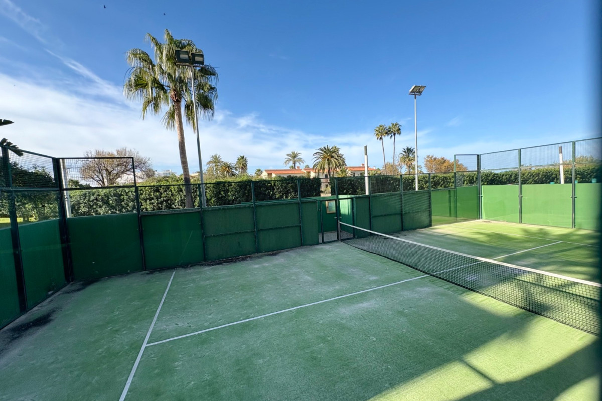 Resale - Apartment / flat - Denia - Les Marines - Las Marinas