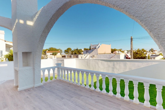 Resale - Bungalow - Orihuela Costa - Las Filipinas