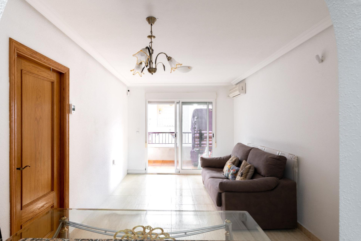 Resale - Apartment  - Torrevieja - Parque de las Naciones