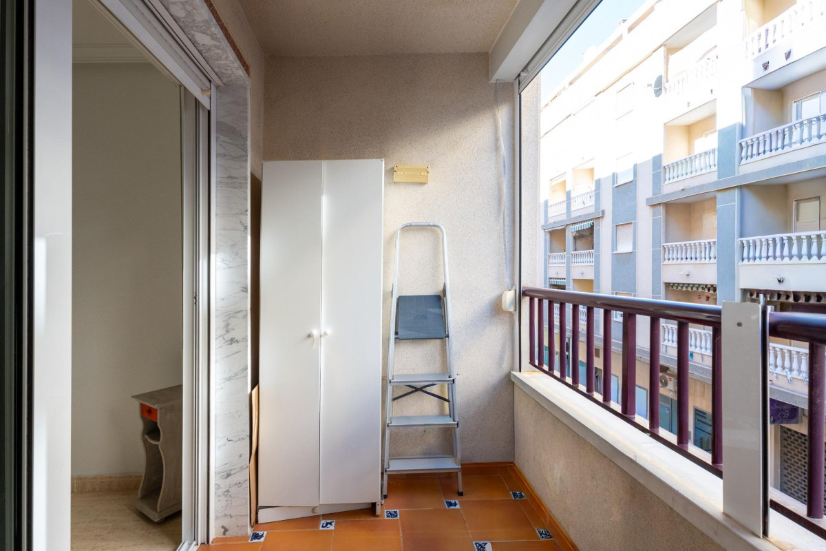 Resale - Apartment  - Torrevieja - Parque de las Naciones