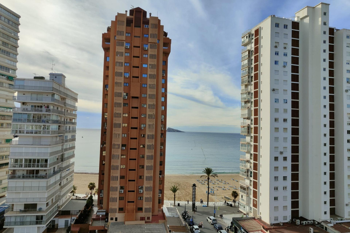 Resale - Apartment  - Benidorm - Playa de Levante