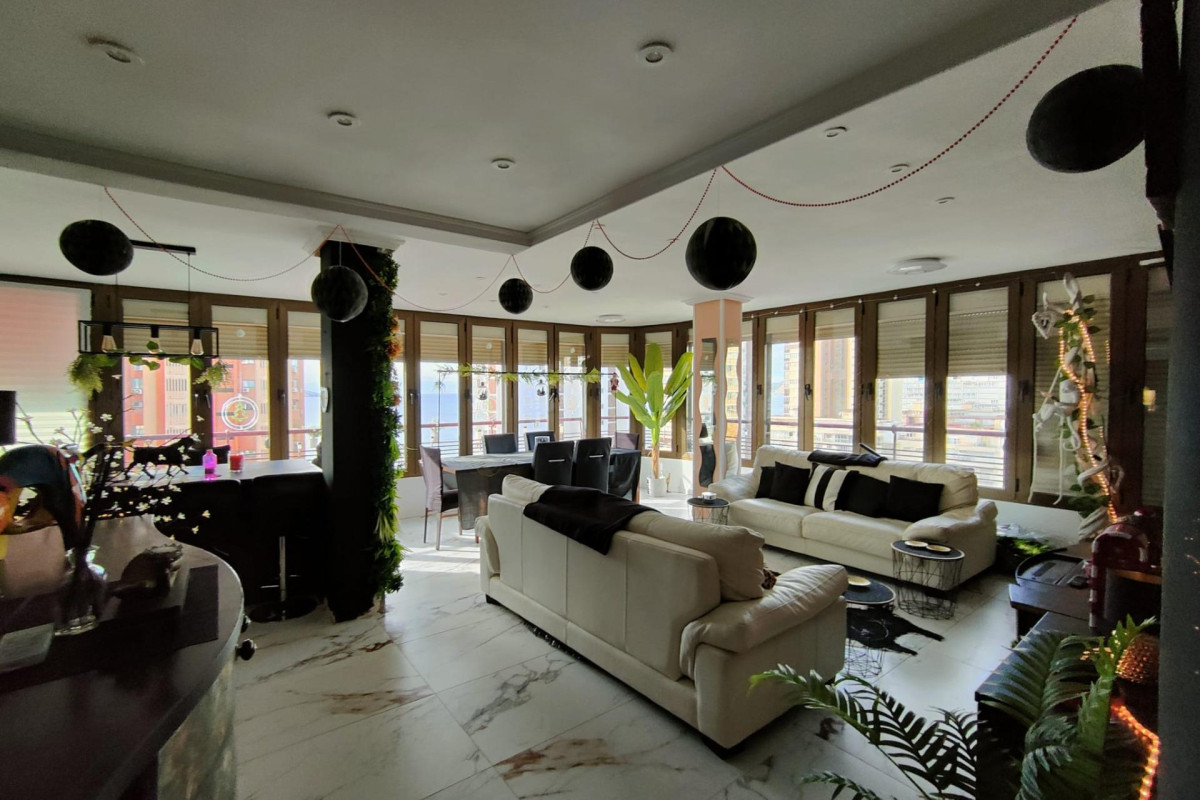 Resale - Apartment  - Benidorm - Playa de Levante